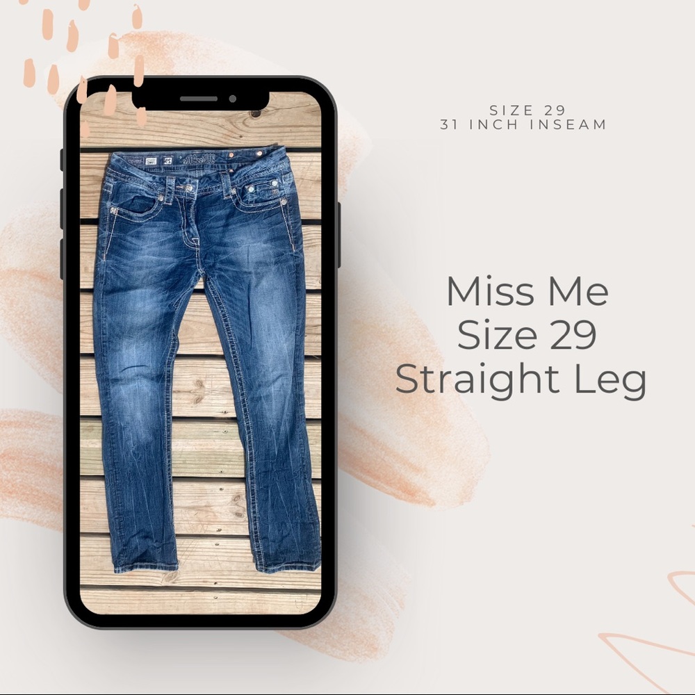Miss Me Jeans Size 29 Straight Leg